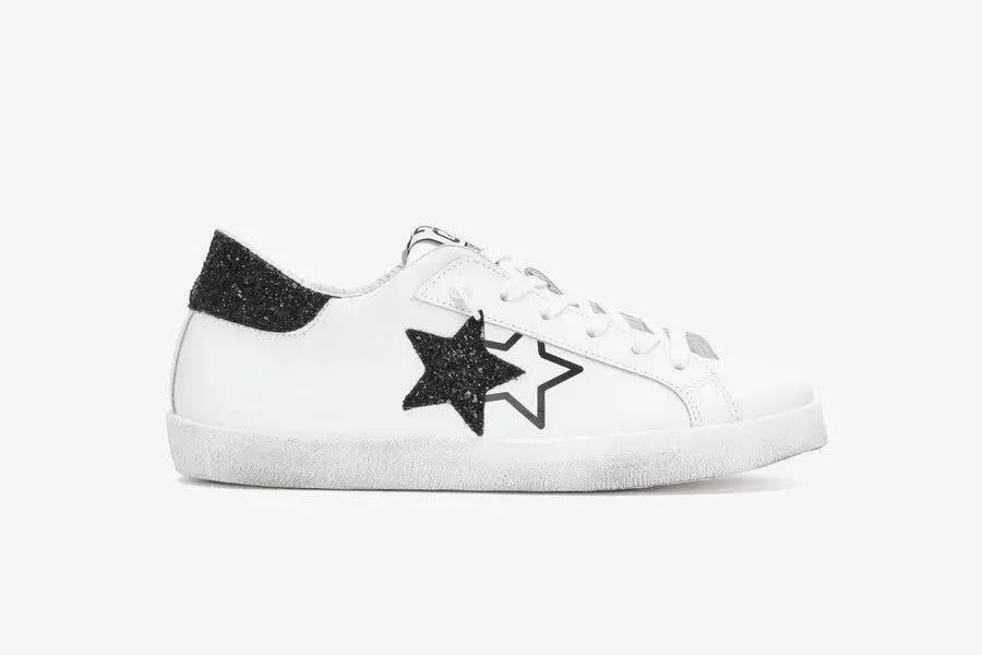 2STAR SNEAKERS LOW IN PELLE BIANCA DETT. NERO