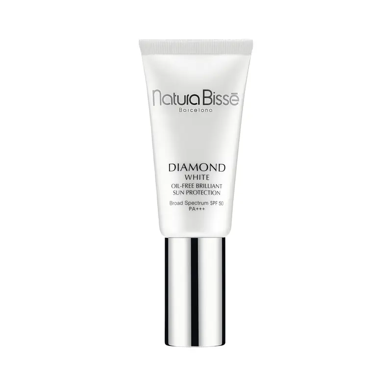 ''Diamond Luminous Oil-Free Brilliant Sun Protection Broad Spectrum SPF 50/PA+++'' 30ml