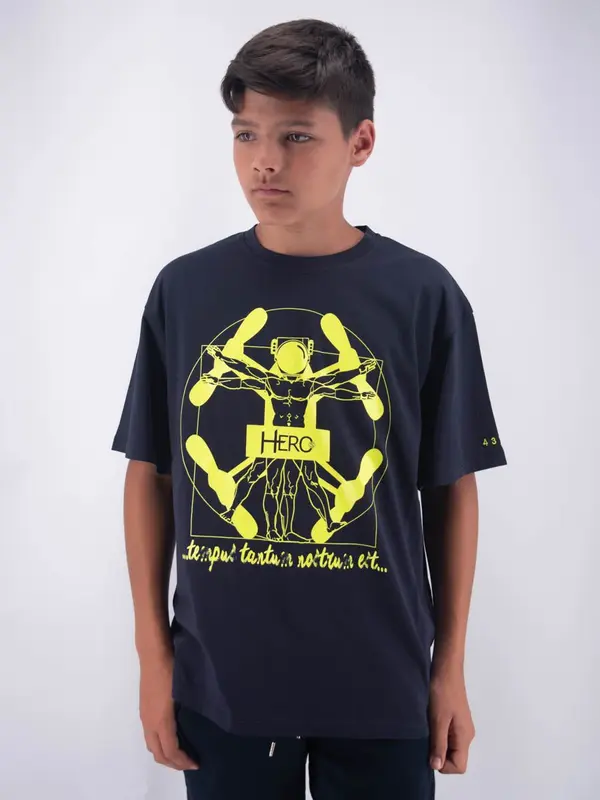 Hero T-shirt Over Fit Manica Corta Stampa Vetruvian Ricamo Leet