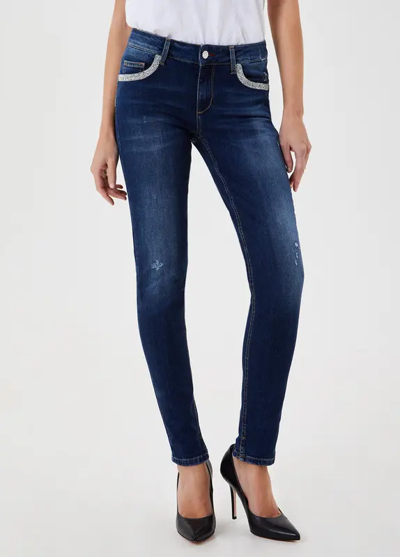 Jeans skinny con dettagli gioiello / Jeans