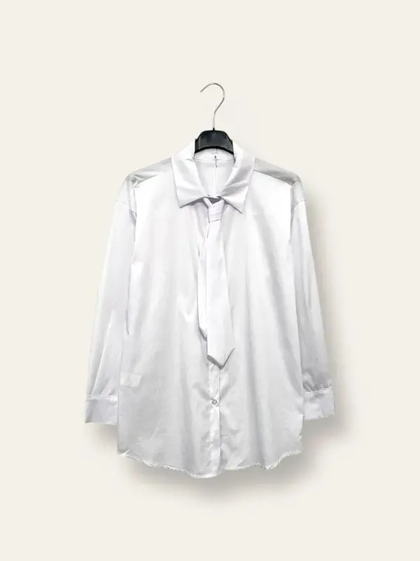 LOVEme Camicia ampia con cravatta