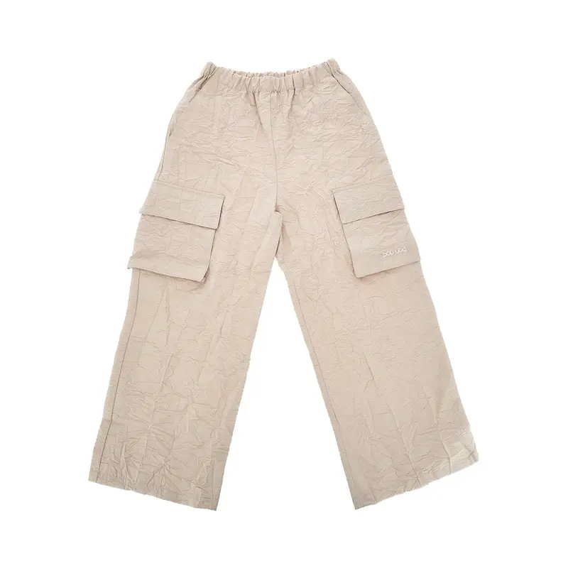 Pantalone cargo con effetto stropicciato