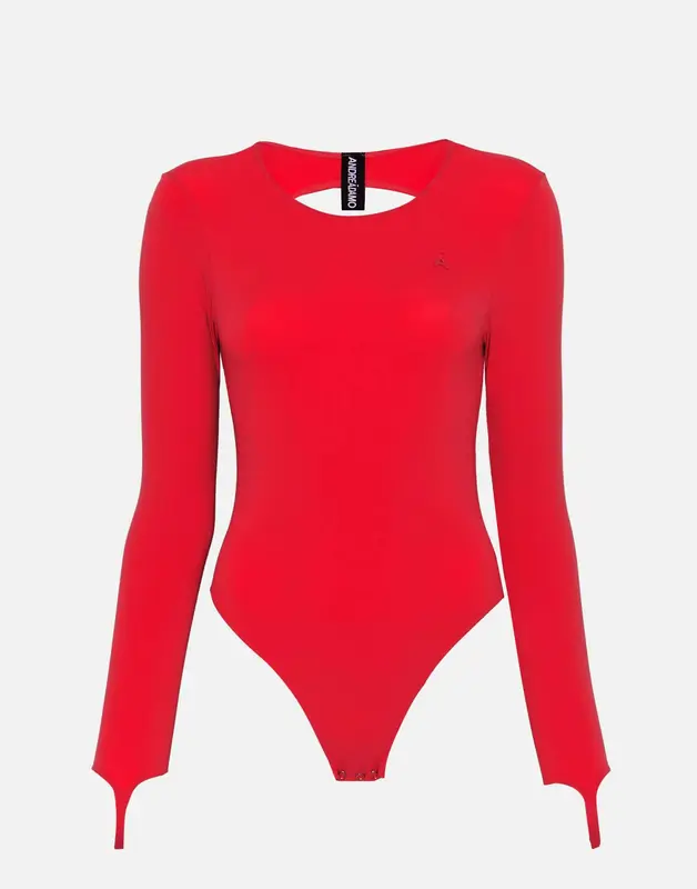 "Sculpting jersey body"