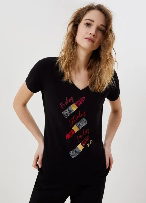 T-shirt con applicazioni / Nero